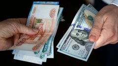 <b>[tokenpocket冷钱包]俄罗斯银行减轻了对美元和欧元现金的购买的限制；财务比特</b>